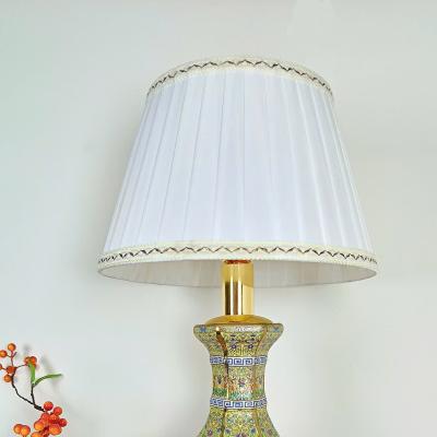 ĐÈN BÀN LỤC GIÁC HỌA TIẾT TỨ QUÝ – HÀNG THIẾT KẾ CAO CẤP